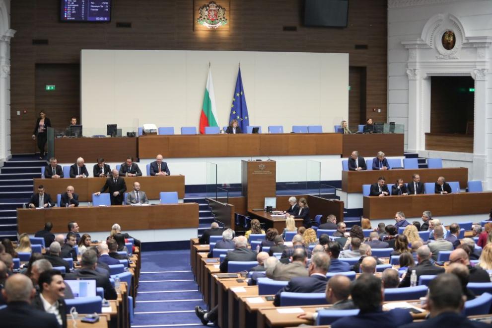 Новия бюджет на НЗОК, като стария, само че без парите за специализанти и сестри