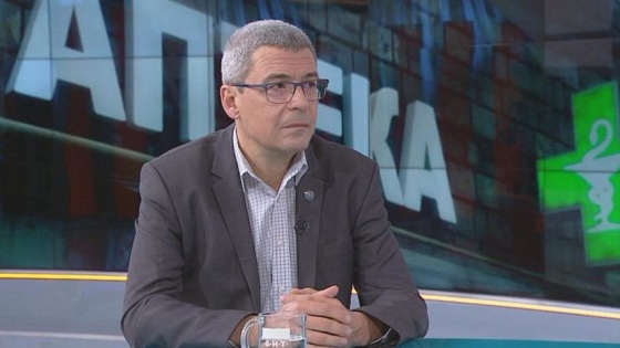 Проф. Гетов: COVID-19 мина през здравната система като тир