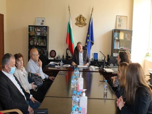 Обсъждат създаване на дирекция за правата на пациентите към МЗ
