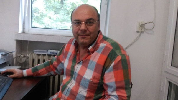 Хората умират С, а не ОТ коронавирус