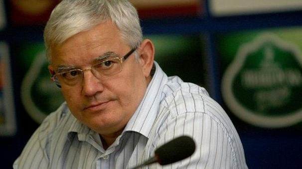 Прокуратурата обвини бившият ректор на МУ София Ваньо Митев, че е ръководел  организирана престъпна група